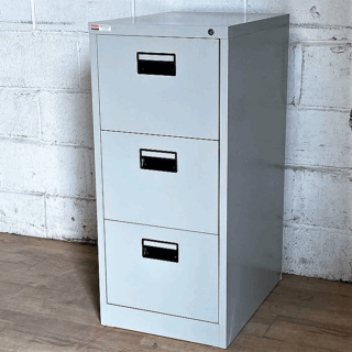 triple drawer filing cabinet, 3 drawer file cabinet, three-drawer office cabinet, triple drawer storage unit, metal 3-drawer filing cabinet, wood triple drawer cabinet, office filing cabinet with 3 drawers, 3-drawer document cabinet, triple drawer file organizer, lockable 3-drawer cabinet, heavy-duty triple drawer cabinet, vertical filing cabinet 3 drawers, triple drawer pedestal cabinet, compact 3-drawer filing cabinet, mobile 3-drawer file unit, steel triple drawer filing cabinet, wooden 3-drawer file cabinet, three-drawer office storage, 3 drawer legal file cabinet, A4 file cabinet 3 drawers, office drawer unit with lock, triple drawer document storage, three-tier filing cabinet, triple drawer desk cabinet, 3-drawer under desk storage, secure 3-drawer file cabinet, triple file drawer unit, modern triple drawer cabinet, office storage cabinet 3 drawers