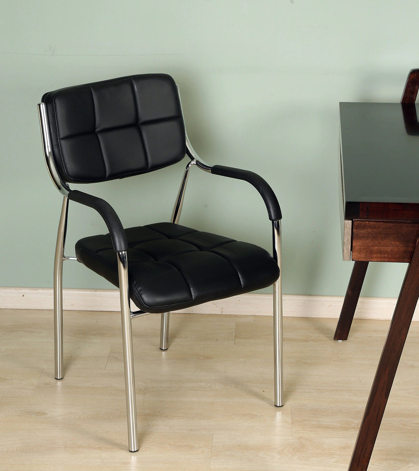 visitors office chair, visitor chair, guest chair, waiting room chair, reception chair, office visitor seating, lounge chair, office lounge chair, visitor lounge chair, reception seating, office waiting chair, modern visitor chair, contemporary visitor chair, ergonomic visitor chair, executive visitor chair, leather visitor chair, PU leather visitor chair, fabric visitor chair, mesh visitor chair, padded visitor chair, cushioned visitor chair, soft visitor